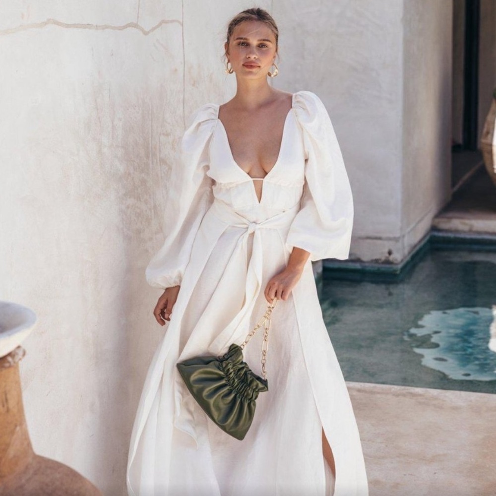 Cult Gaia Larissa Dress in Dove